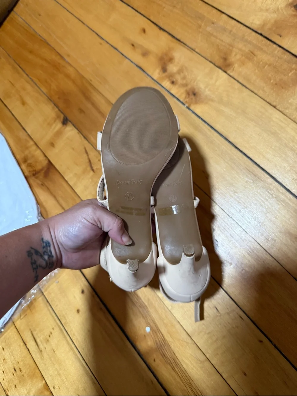 Dream Paris Criss Cross Heeled Wedding Sandal Light Tan/ Cream Size 7.5